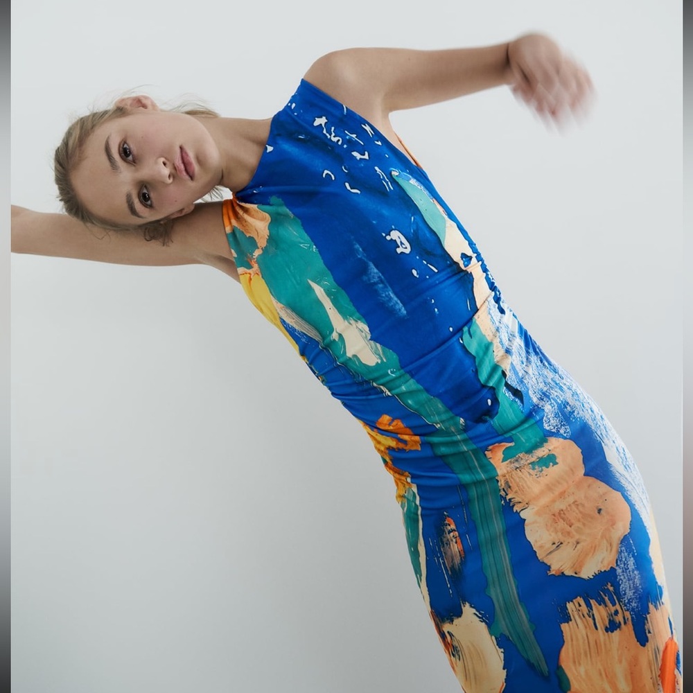 Zara dress, size Medium, never been worn, with tags